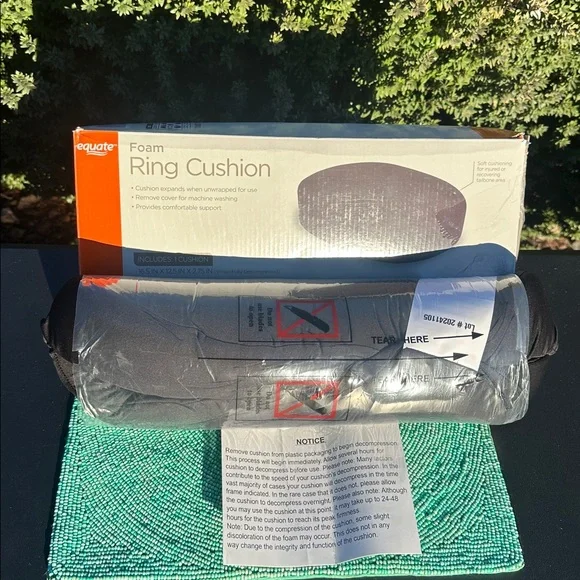 Equate Foam Ring Cushion-Black-brand new/never used-originally packed. - Picture 5 of 17